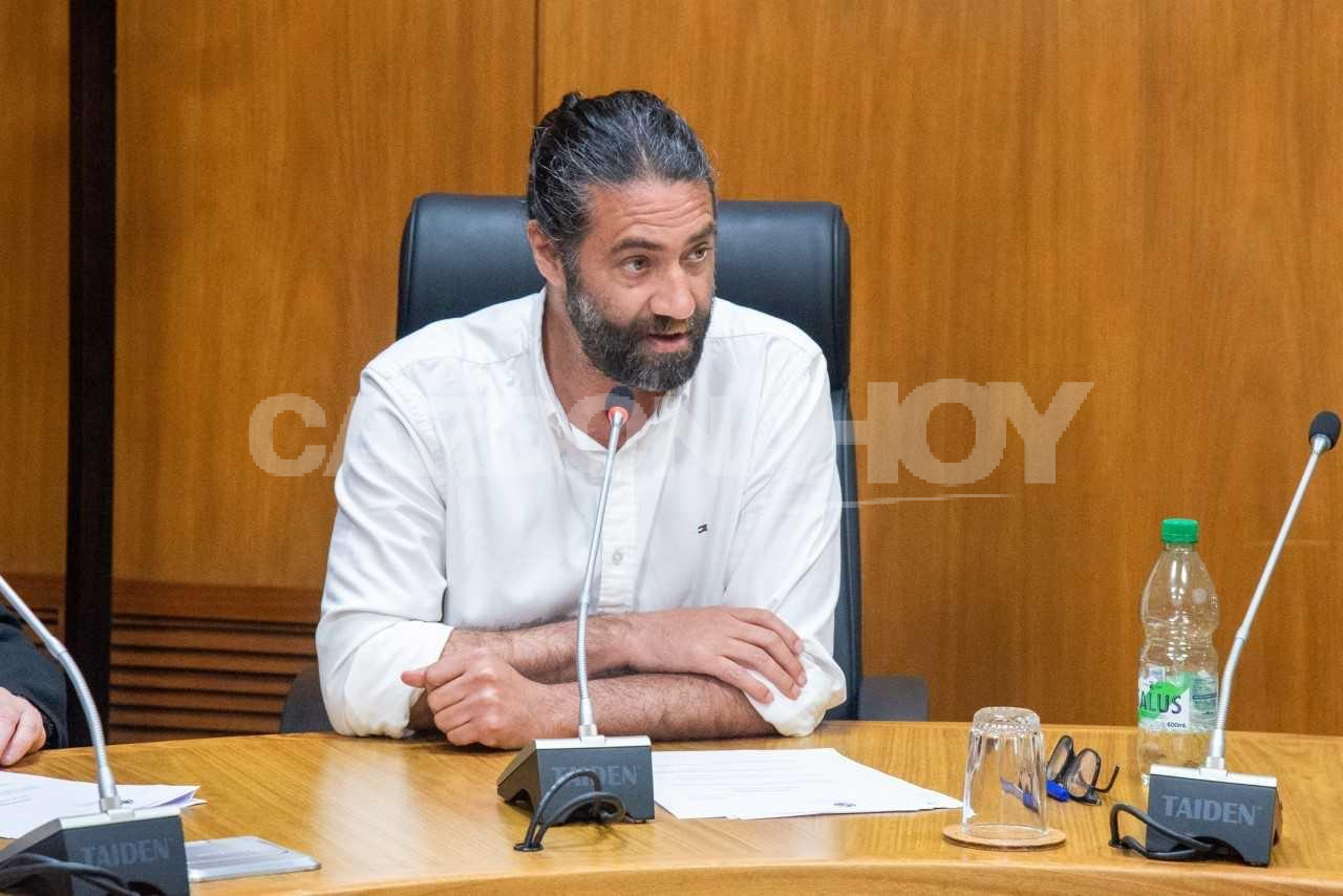 Aníbal Méndez desarrolló actividades parlamentarias, educativas e institucionales