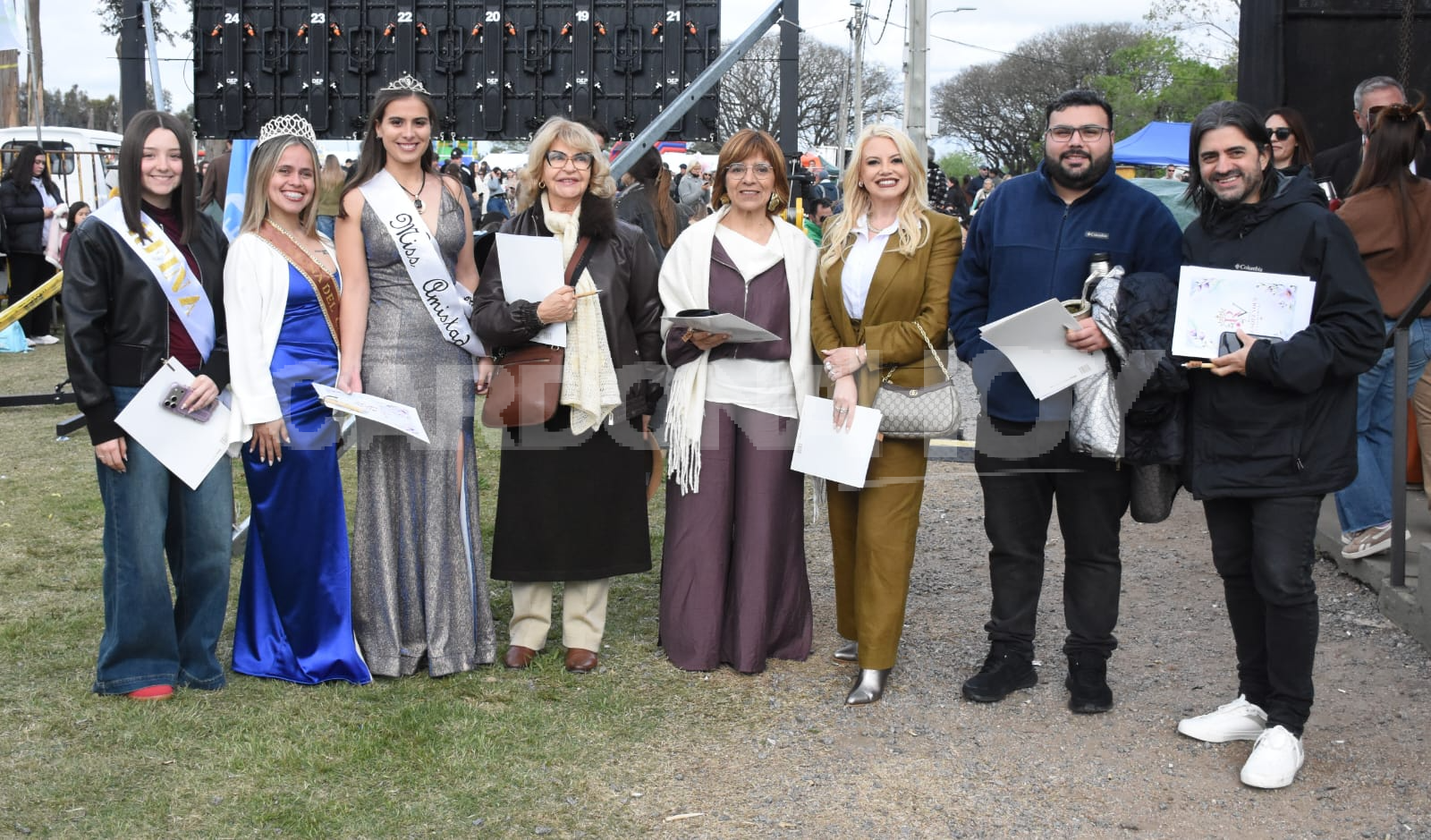 Josefina Lucero fue coronada Miss Rendez Vous 2026 en la 55.ª edición de la fiesta estudiantil — imagen 5